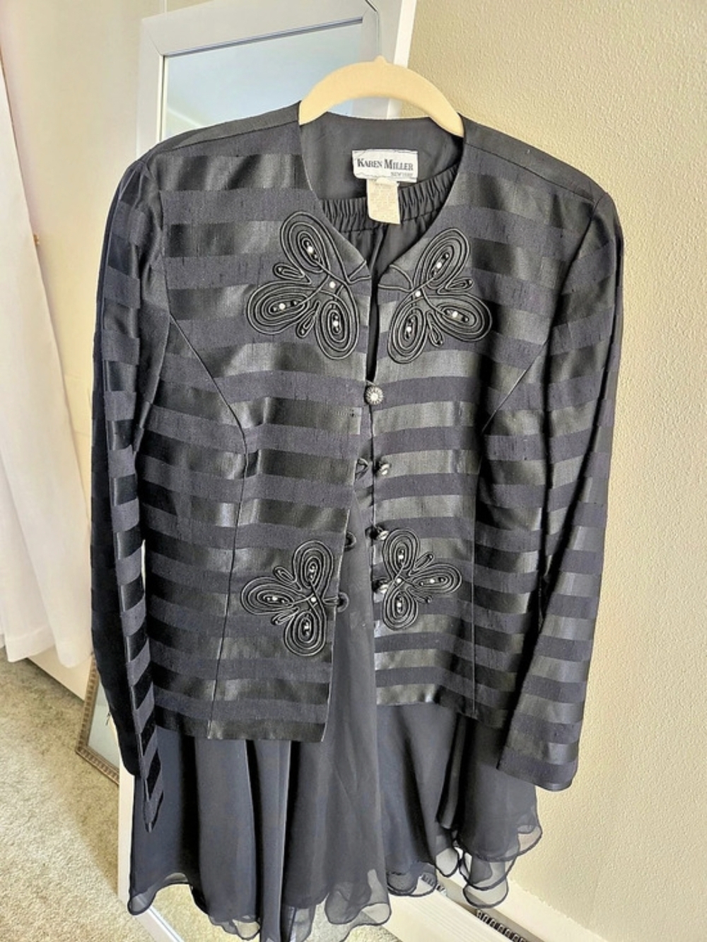 Karen Millen Striped Embellished Jacket Top And Midi Skirt Set Size 10